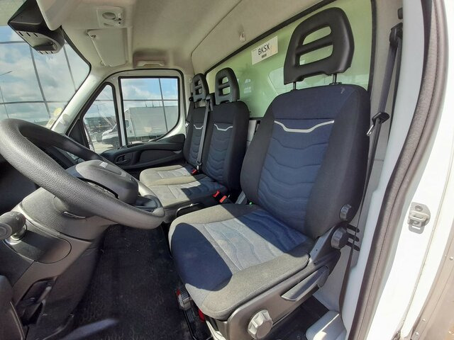 IVECO Daily 35C16H 3.0 KASTEN+LIFT+TEMPOMAT+DAB+KLIMA... - Furgon: slika 5 IVECO Daily 35C16H 3.0 KASTEN+LIFT+TEMPOMAT+DAB+KLIMA... - Furgon: slika 5