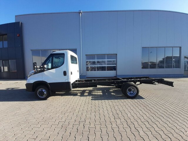 IVECO Daily 35C16H3.0 COMFORT & CONSTRUCTION PACK... - Kamion sa golom šasijom i zatvorenom kabinom, Dostavno vozilo: slika 2 IVECO Daily 35C16H3.0 COMFORT & CONSTRUCTION PACK... - Kamion sa golom šasijom i zatvorenom kabinom, Dostavno vozilo: slika 2