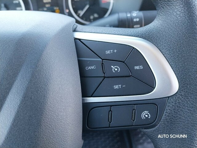 IVECO Daily 50C18H V 19+1+1 Sitze/15,5 kW/Webasto... - Minibus, Putnički kombi: slika 5 IVECO Daily 50C18H V 19+1+1 Sitze/15,5 kW/Webasto... - Minibus, Putnički kombi: slika 5