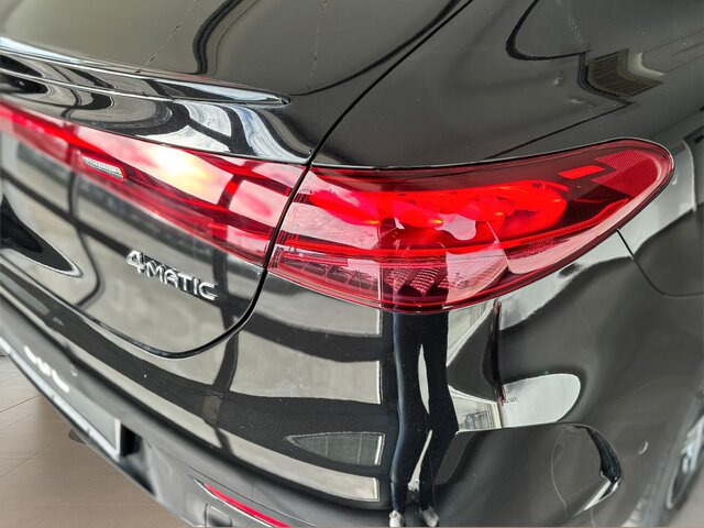 MERCEDES-BENZ EQE 350 4Matic AMG LINE+AC+ELECTRIC ART+ADVANCED... - Limuzina: slika 4 MERCEDES-BENZ EQE 350 4Matic AMG LINE+AC+ELECTRIC ART+ADVANCED... - Limuzina: slika 4