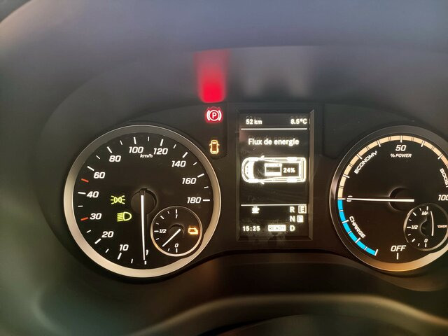 MERCEDES-BENZ Vito Kasten eVito 112 KA/FWD PARK+CLIMA... - Mali kombi, Električno dostavno vozilo: slika 3 MERCEDES-BENZ Vito Kasten eVito 112 KA/FWD PARK+CLIMA... - Mali kombi, Električno dostavno vozilo: slika 3