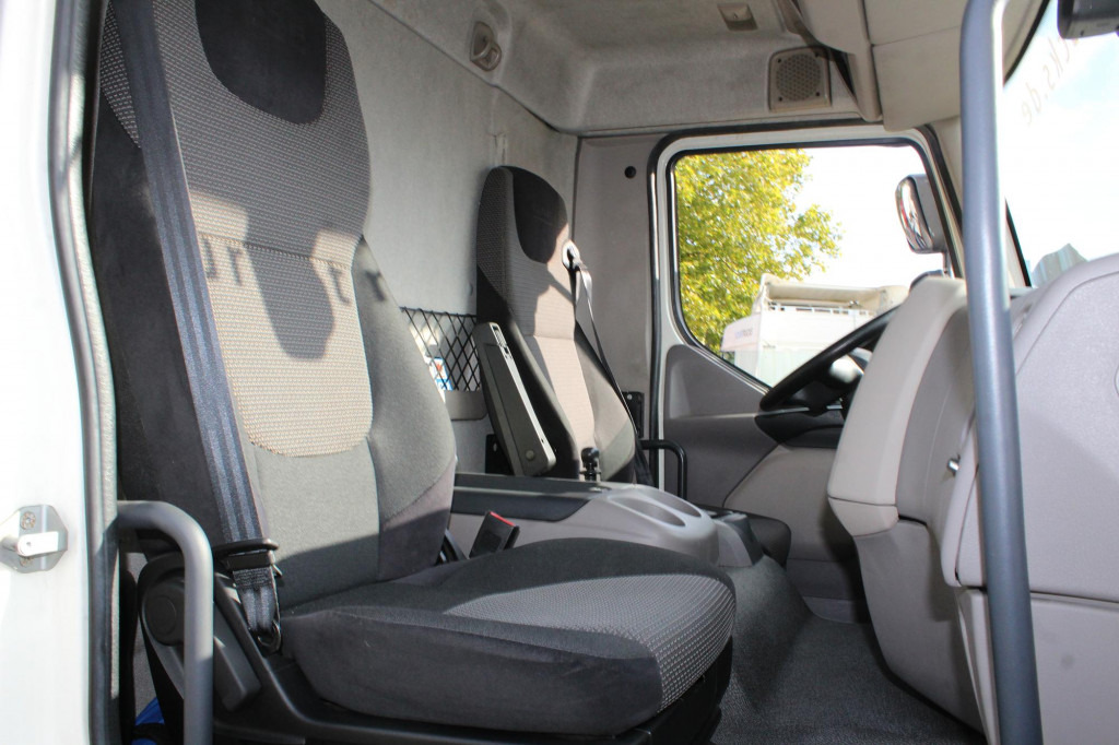 Daf LF 280 Koffer Klima LDW Rolltor LBW 149Tkm - Kamion sa zatvorenim sandukom: slika 4 Daf LF 280 Koffer Klima LDW Rolltor LBW 149Tkm - Kamion sa zatvorenim sandukom: slika 4