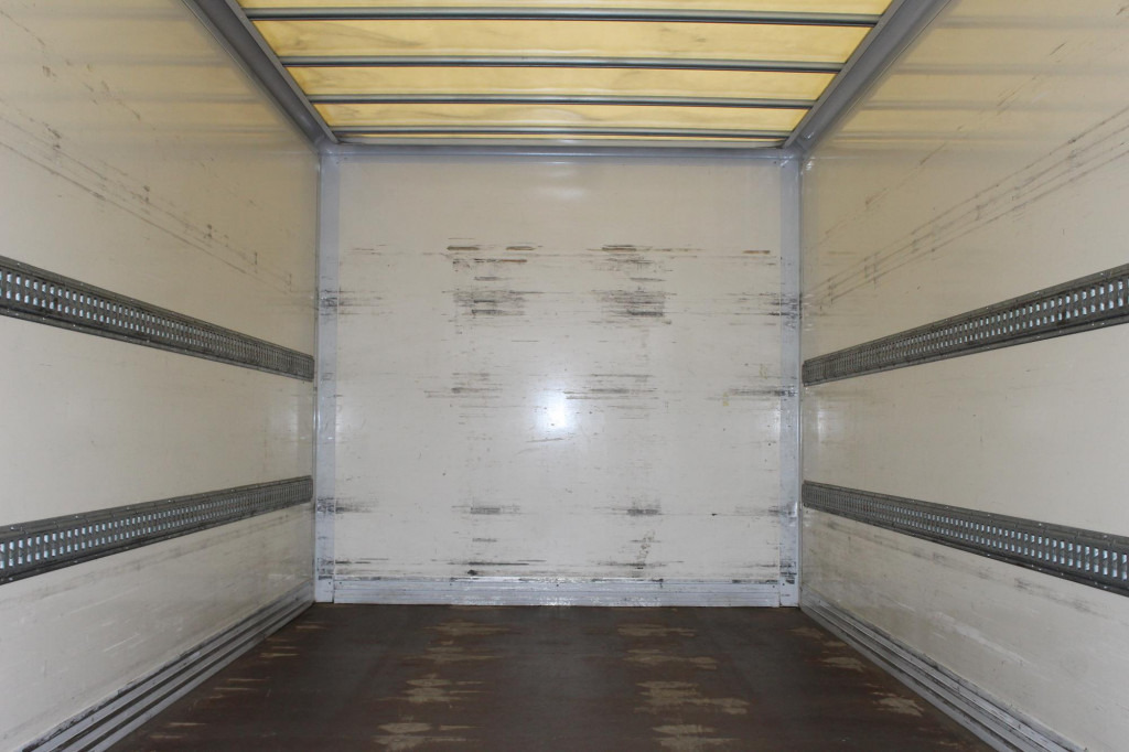 Mercedes-Benz Atego 818 E6 Koffer Klima LDW Schalter LBW - Kamion: slika 2 Mercedes-Benz Atego 818 E6 Koffer Klima LDW Schalter LBW - Kamion: slika 2