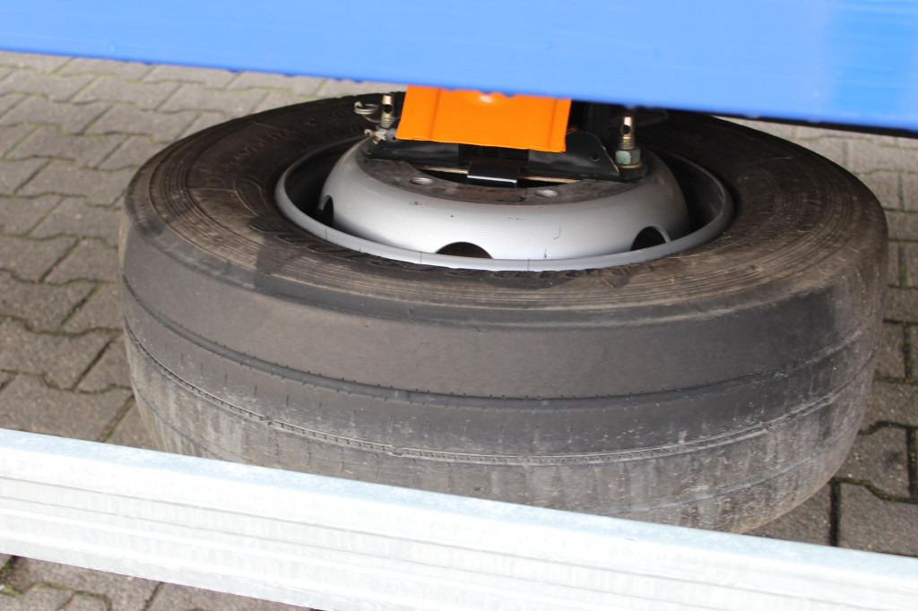 MAN TGL 12.220 Plane-Koffer 7,5 m LBW Klima 199TKm - Kamion sa ceradom: slika 5 MAN TGL 12.220 Plane-Koffer 7,5 m LBW Klima 199TKm - Kamion sa ceradom: slika 5