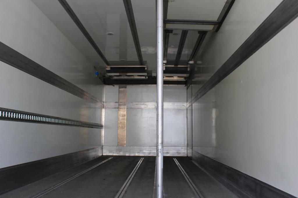 Mercedes-Benz Actros 2533 E6 Kühlkoffer Lift-Lenkachse LBW - Hladnjača: slika 3 Mercedes-Benz Actros 2533 E6 Kühlkoffer Lift-Lenkachse LBW - Hladnjača: slika 3