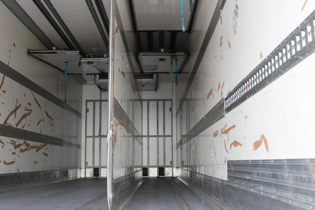 Mercedes-Benz Antos 2536 E6 CS 1250Mt Tri-temp LBW TW ATP - Hladnjača: slika 4 Mercedes-Benz Antos 2536 E6 CS 1250Mt Tri-temp LBW TW ATP - Hladnjača: slika 4