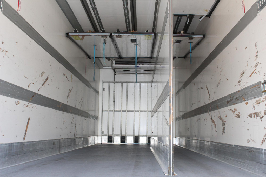 Mercedes-Benz Antos 2536 E6 CS 1250Mt Tri-temp LBW TW ATP - Hladnjača: slika 4 Mercedes-Benz Antos 2536 E6 CS 1250Mt Tri-temp LBW TW ATP - Hladnjača: slika 4