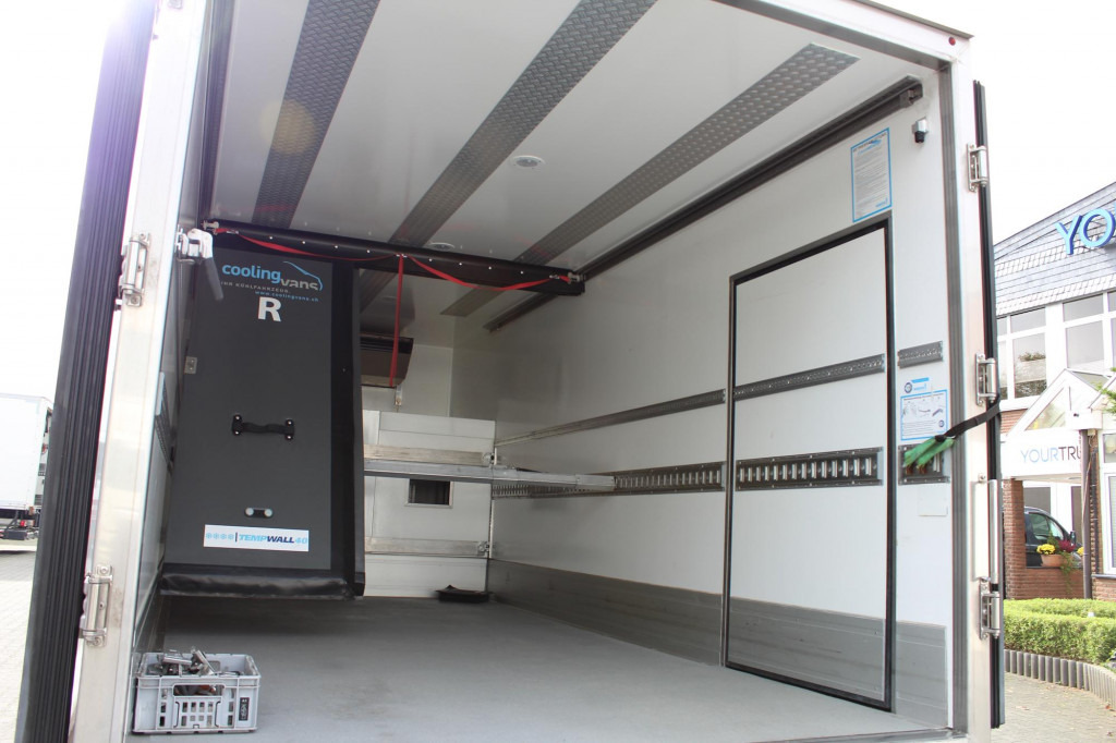 Mercedes-Benz Atego  1024 E6 TK T-1000R Strom Tür+LBW Nur 85Tkm - Hladnjača: slika 2 Mercedes-Benz Atego  1024 E6 TK T-1000R Strom Tür+LBW Nur 85Tkm - Hladnjača: slika 2