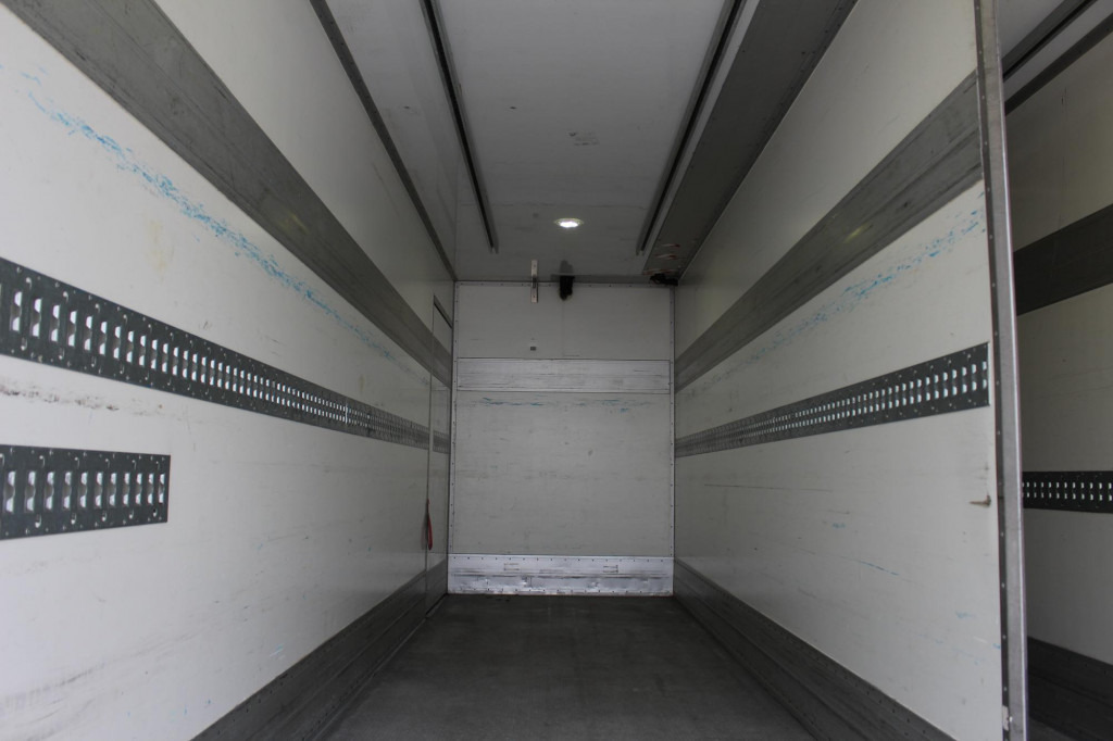 Mercedes-Benz Atego 1221 E6 Carrier Multi-Temp Strom Türen+LBW - Hladnjača: slika 3 Mercedes-Benz Atego 1221 E6 Carrier Multi-Temp Strom Türen+LBW - Hladnjača: slika 3