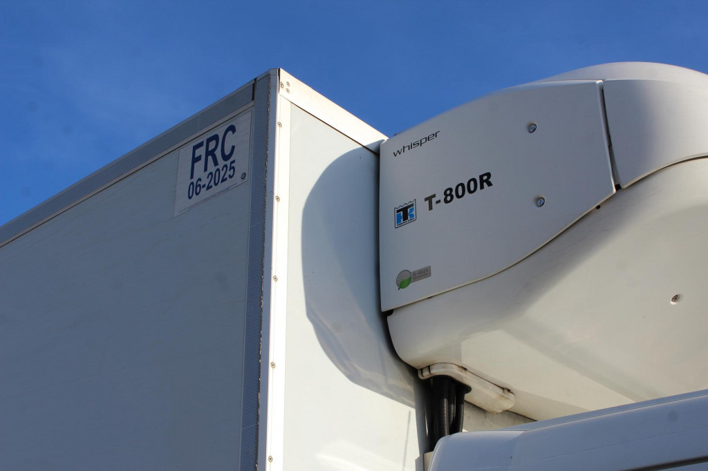 Mercedes-Benz Atego 1221 E6 TK T-800 R Strom Türen+LBW - Hladnjača: slika 4 Mercedes-Benz Atego 1221 E6 TK T-800 R Strom Türen+LBW - Hladnjača: slika 4