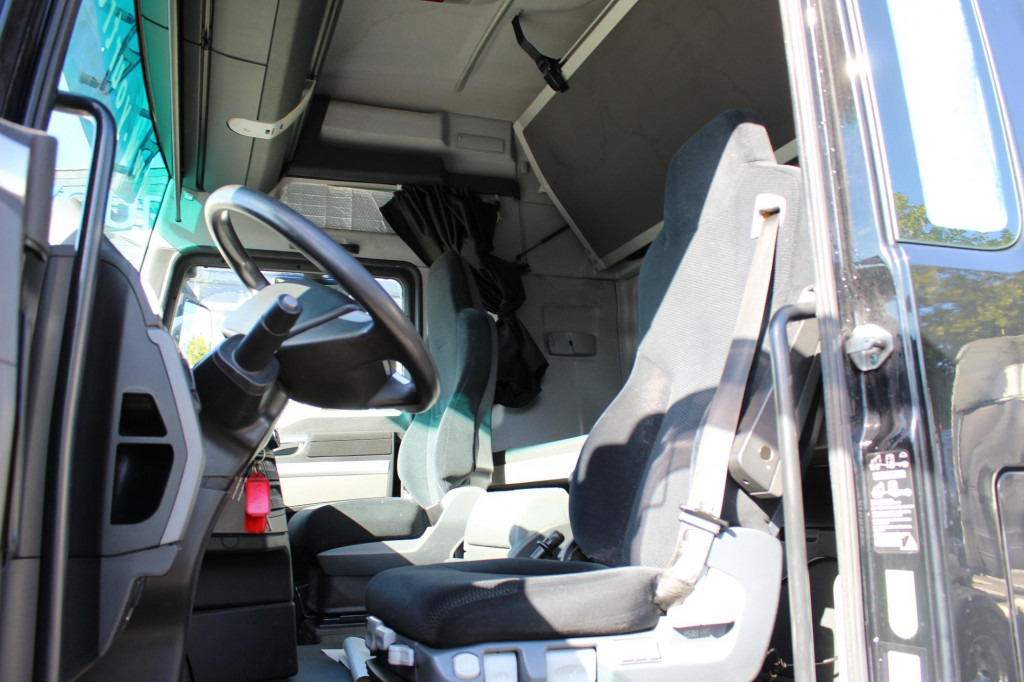 MAN TGX 18.440 XXL Retarder Standheizung 2 Alutank - Tegljač: slika 5 MAN TGX 18.440 XXL Retarder Standheizung 2 Alutank - Tegljač: slika 5