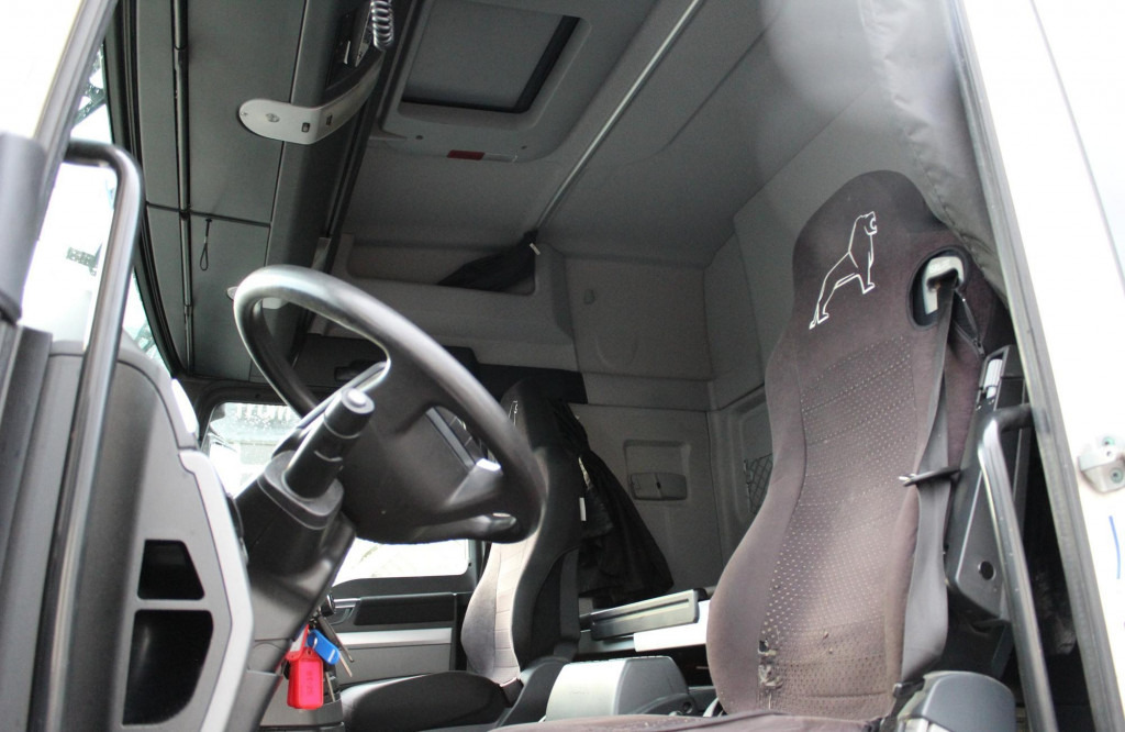 MAN TGX 18.480 E6 Retarder Kompressor Alufelgen Kühl - Tegljač: slika 4 MAN TGX 18.480 E6 Retarder Kompressor Alufelgen Kühl - Tegljač: slika 4