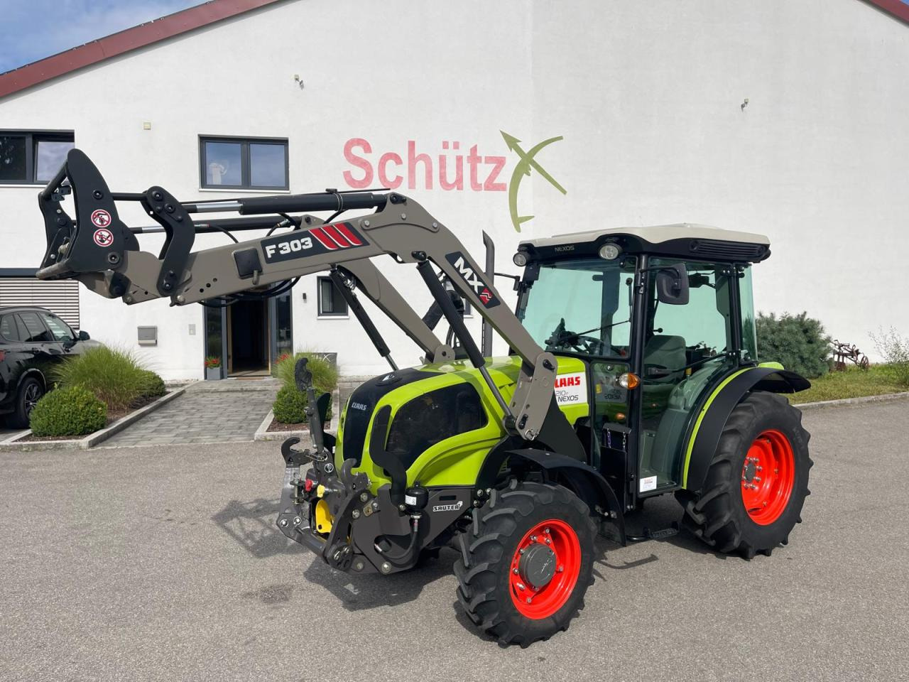 CLAAS Nexos 210 inkl. Frontlader, Frontzapfwelle - Traktor: slika 1 CLAAS Nexos 210 inkl. Frontlader, Frontzapfwelle - Traktor: slika 1