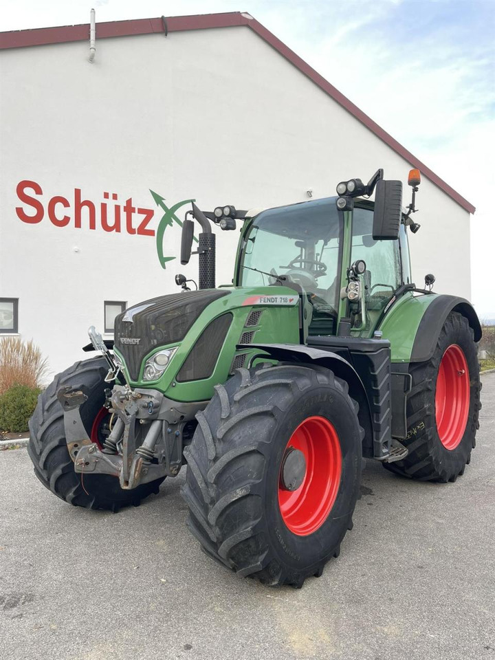 Fendt Fendt 718 Vario SCR GPS - Traktor: slika 1 Fendt Fendt 718 Vario SCR GPS - Traktor: slika 1