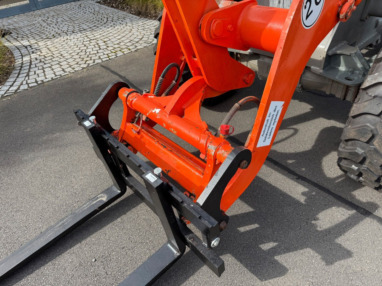 Atlas AR 80 hydr. SW , Palettengabel - Utovarivač točkaš: slika 4 Atlas AR 80 hydr. SW , Palettengabel - Utovarivač točkaš: slika 4