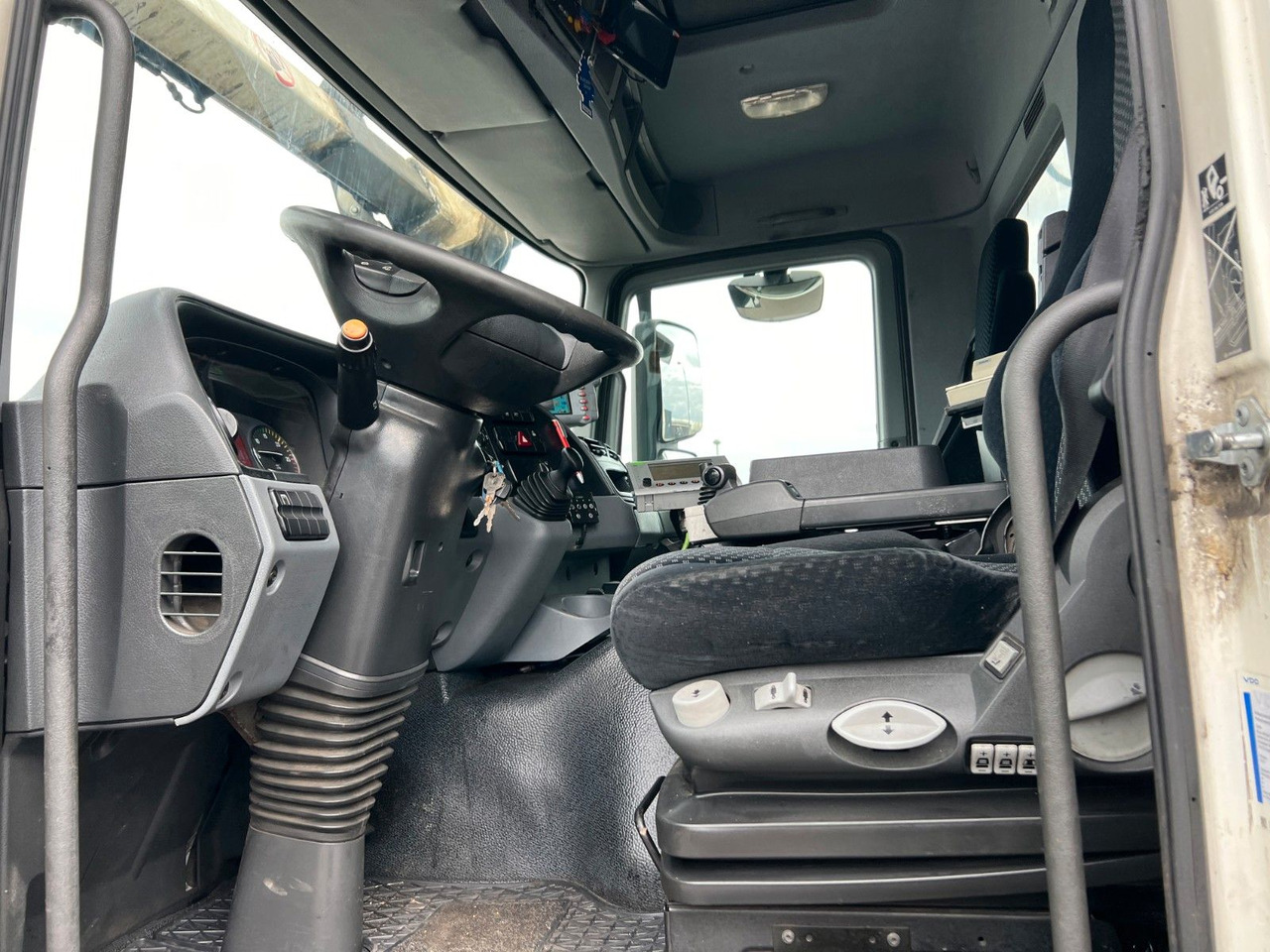 Kamion za smeće Mercedes-Benz Actros 2532 MP 3 Faun Frontlader 533 Waage Mercedes-Benz Actros 2532 MP 3 Faun Frontlader 533 Waage: slika 9
