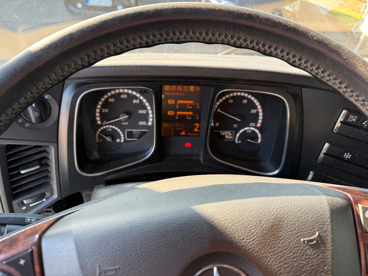 Tegljač Mercedes-Benz Actros 1845 Retarder,Kipphydraulik, Big Space: slika 8 Tegljač Mercedes-Benz Actros 1845 Retarder,Kipphydraulik, Big Space: slika 8