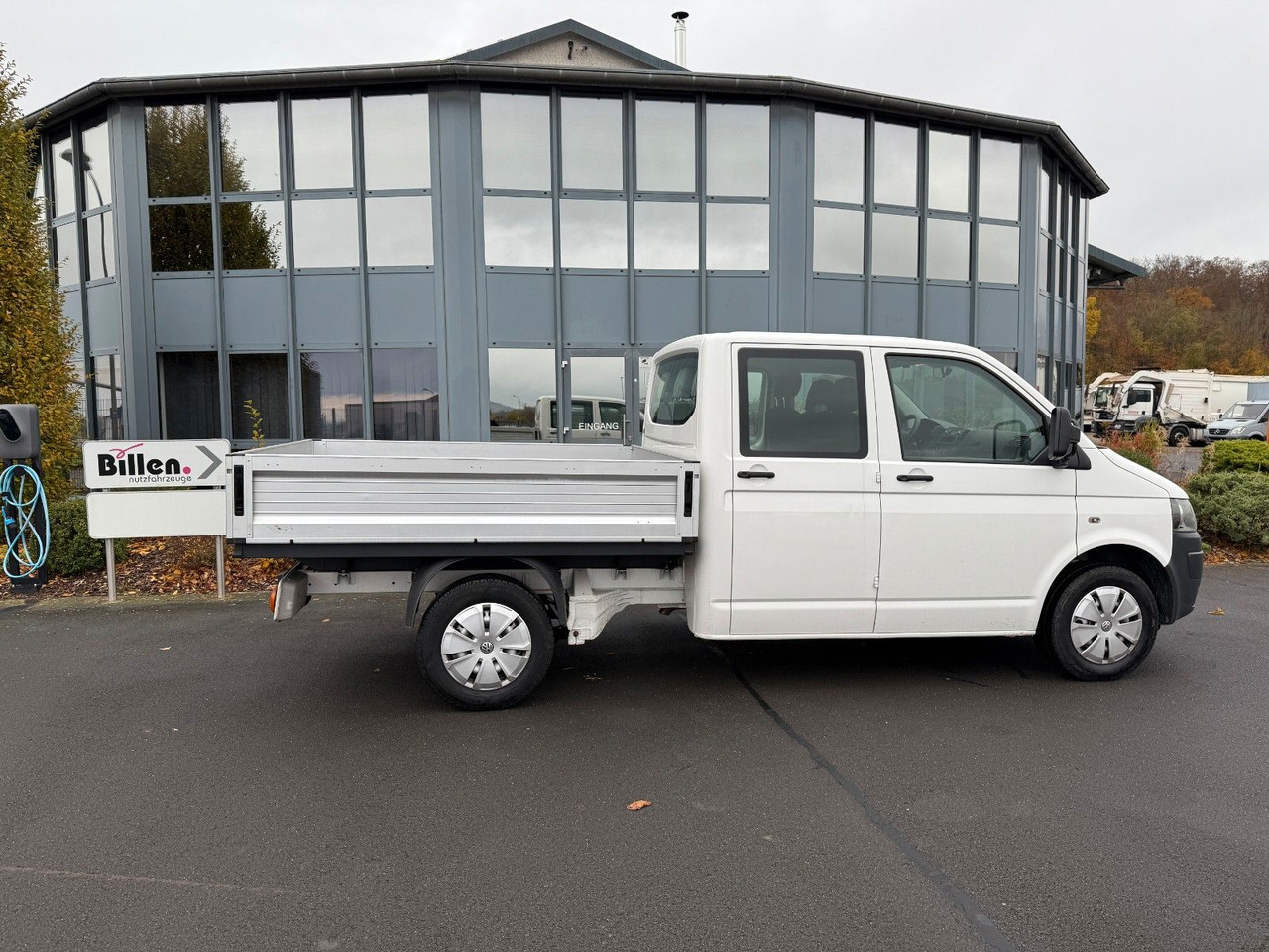 Dostavno vozilo s ravnom platformom, Dostavno vozilo sa duplom kabinom Volkswagen VW T 5 2,0 TDI  Doka AHK Klima 114 PS: slika 19