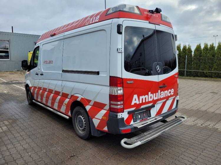 MERCEDES – BENZ SPRINTER 319 AMBULANCE (PROFILE) KLIMA, 6.2017, EURO 6 - Vozilo hitne pomoći: slika 5 MERCEDES – BENZ SPRINTER 319 AMBULANCE (PROFILE) KLIMA, 6.2017, EURO 6 - Vozilo hitne pomoći: slika 5