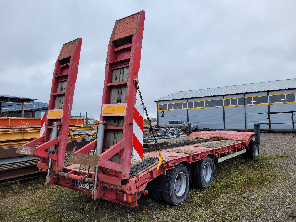 STENA SPN 30+FULL STEEL SUSPENSION+HYDRAULIC RAMPS - Niska prikolica za prevoz: slika 3 STENA SPN 30+FULL STEEL SUSPENSION+HYDRAULIC RAMPS - Niska prikolica za prevoz: slika 3