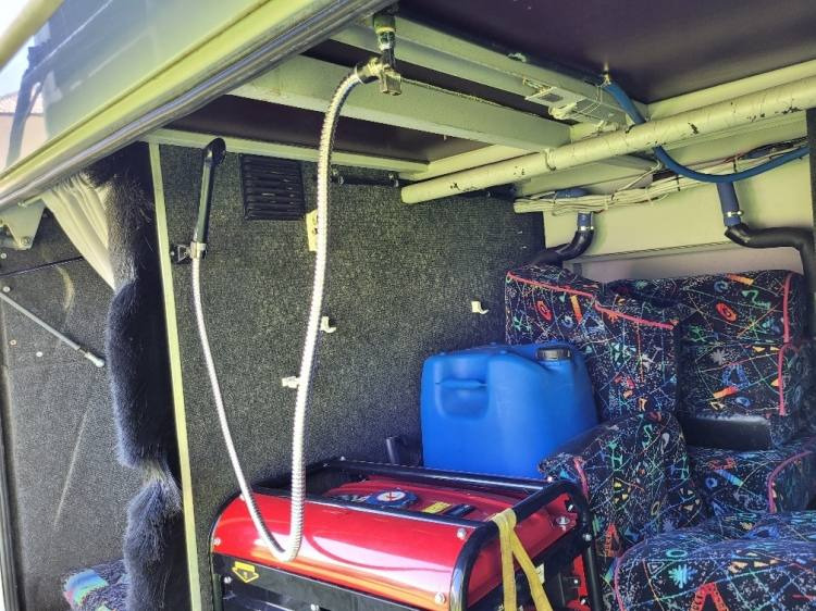 VOLVO B12M BERKHOF AXIAL70 MOTORHOME KLIMA 3.2003 - Turistički autobus: slika 3 VOLVO B12M BERKHOF AXIAL70 MOTORHOME KLIMA 3.2003 - Turistički autobus: slika 3