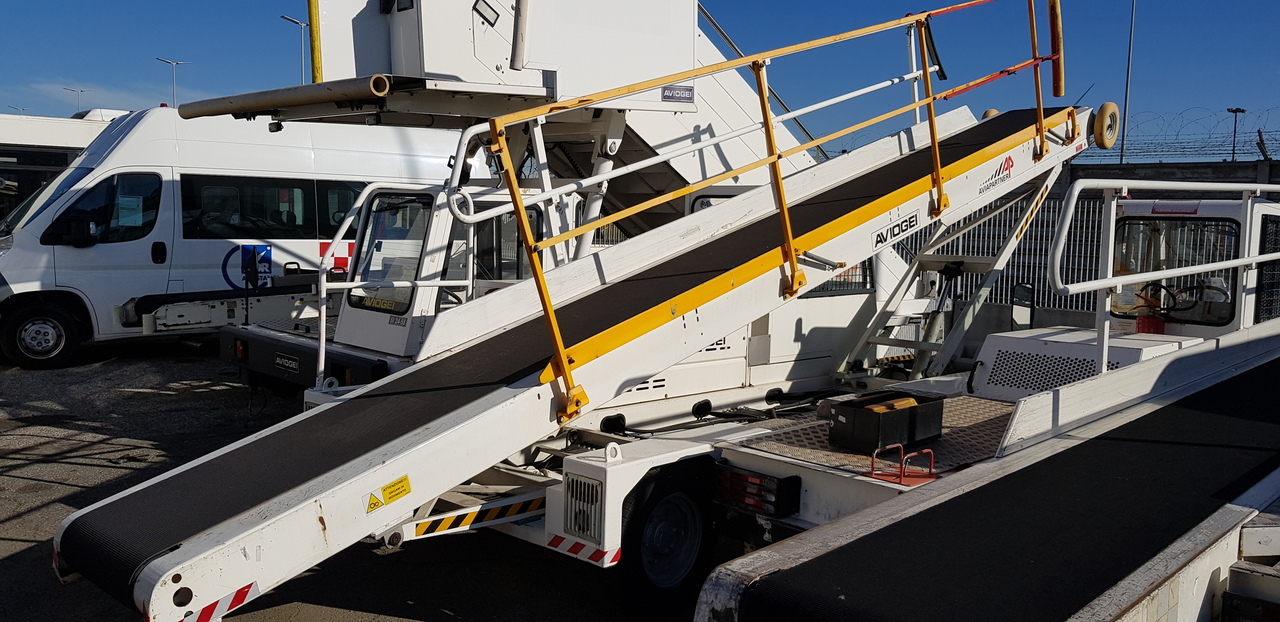 AVIOGEI Belt loader NS450 - Avionski trakasti transporter: slika 1 AVIOGEI Belt loader NS450 - Avionski trakasti transporter: slika 1