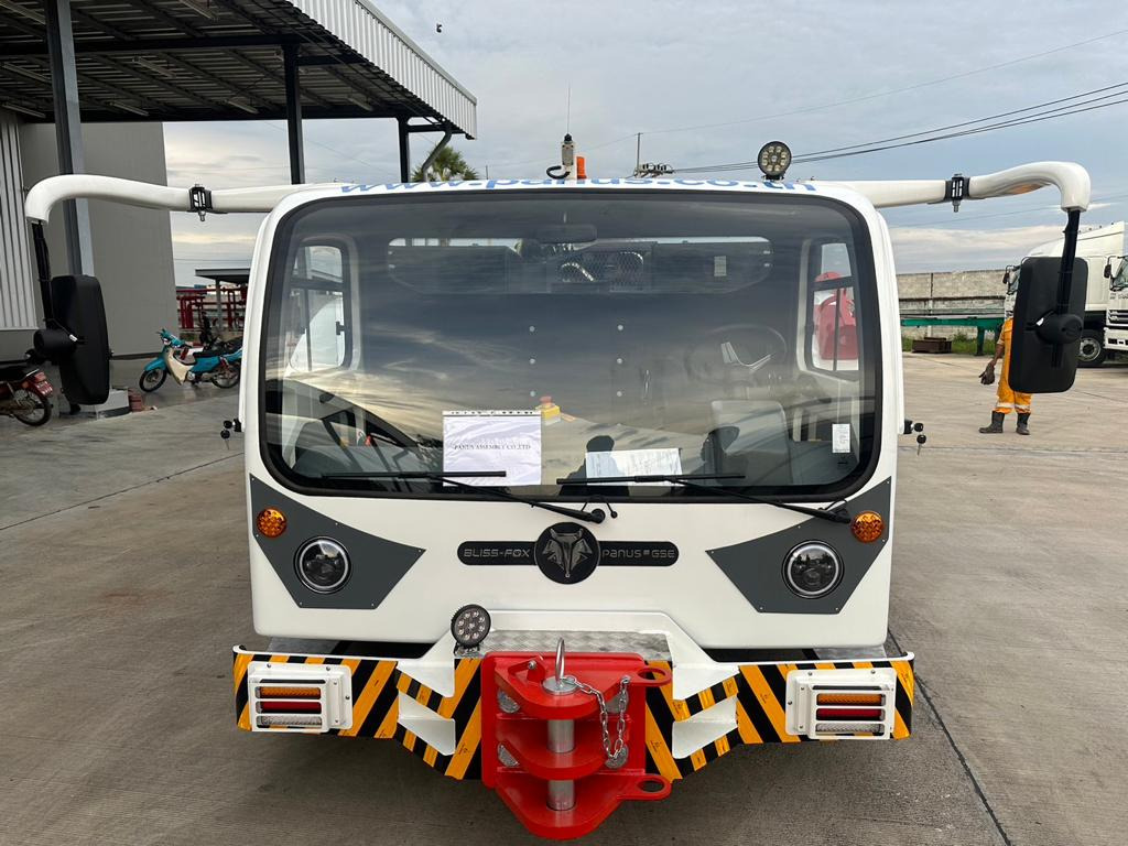 BlissFox - ABC 40D - Aerodromski traktor: slika 1 BlissFox - ABC 40D - Aerodromski traktor: slika 1