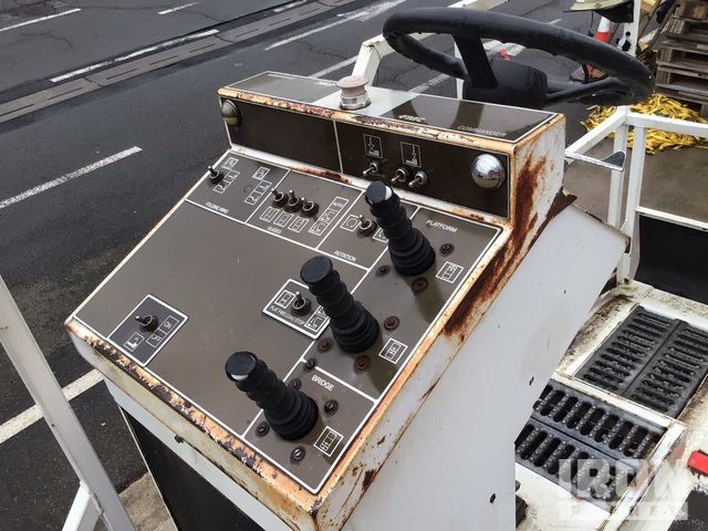 FMC loader Commander 15 Universal Main Deck - Utovarivač kontejnera/ Paleta: slika 4 FMC loader Commander 15 Universal Main Deck - Utovarivač kontejnera/ Paleta: slika 4