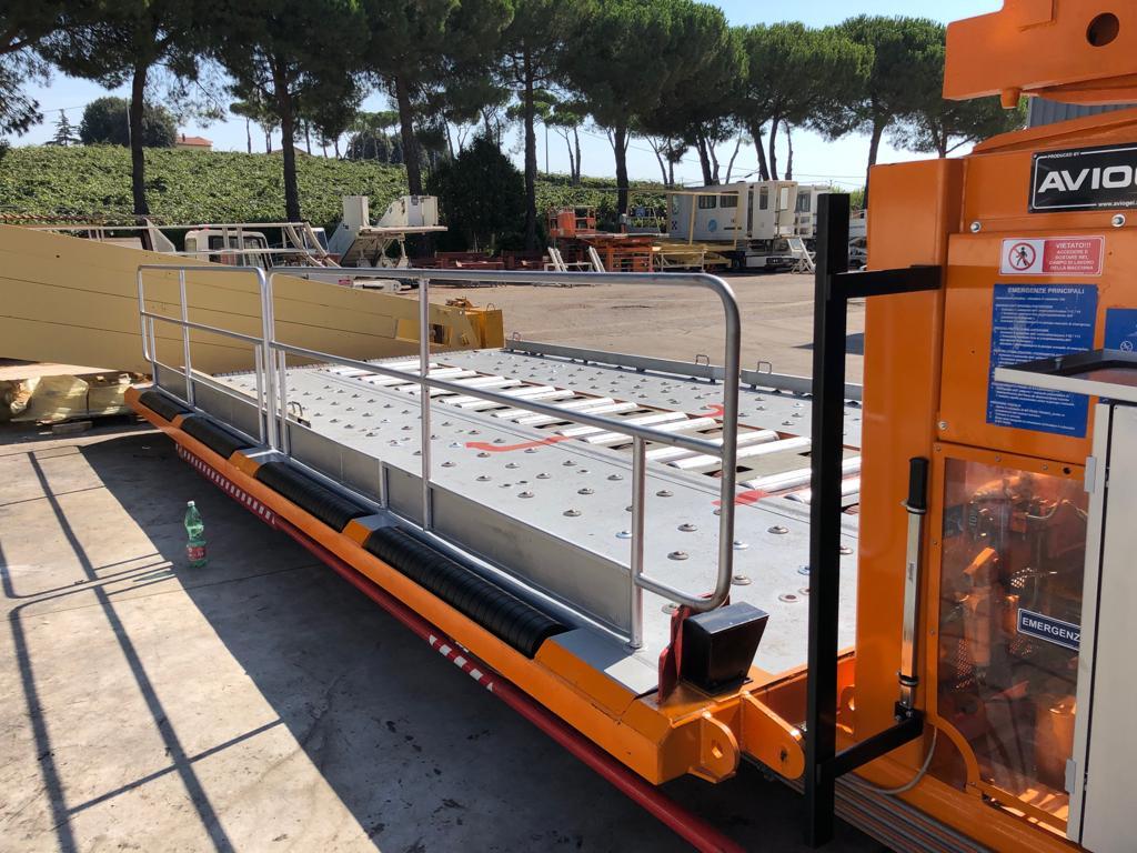Main Deck Loader Aviogei 20 tons 2PU2000 - Utovarivač kontejnera/ Paleta: slika 4 Main Deck Loader Aviogei 20 tons 2PU2000 - Utovarivač kontejnera/ Paleta: slika 4