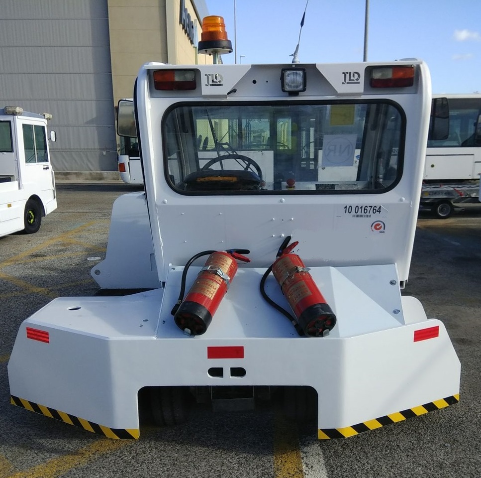 TLD Towbarless Pushback TPX 100 E - Aerodromski traktor: slika 2 TLD Towbarless Pushback TPX 100 E - Aerodromski traktor: slika 2