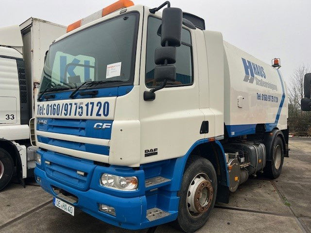 DAF 65 FA65.180 CF - Autočistilica: slika 1 DAF 65 FA65.180 CF - Autočistilica: slika 1