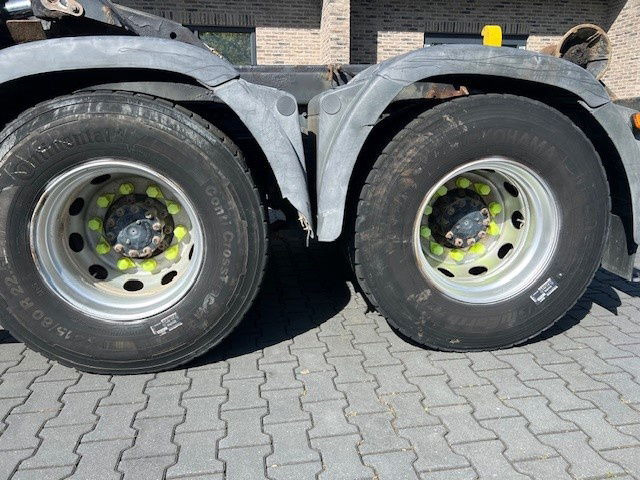 MAN TGA 26.360 .360 6X2 Hooksystem - Kamion za prevoz kontejnera/ Kamion sa promenjivim sandukom: slika 4 MAN TGA 26.360 .360 6X2 Hooksystem - Kamion za prevoz kontejnera/ Kamion sa promenjivim sandukom: slika 4