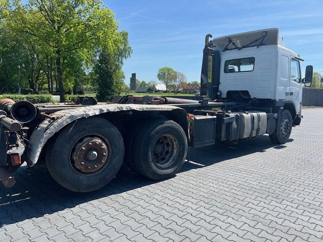 Volvo FM 12.420 FM12.420 6x2 - Kamion za prevoz kontejnera/ Kamion sa promenjivim sandukom: slika 4 Volvo FM 12.420 FM12.420 6x2 - Kamion za prevoz kontejnera/ Kamion sa promenjivim sandukom: slika 4
