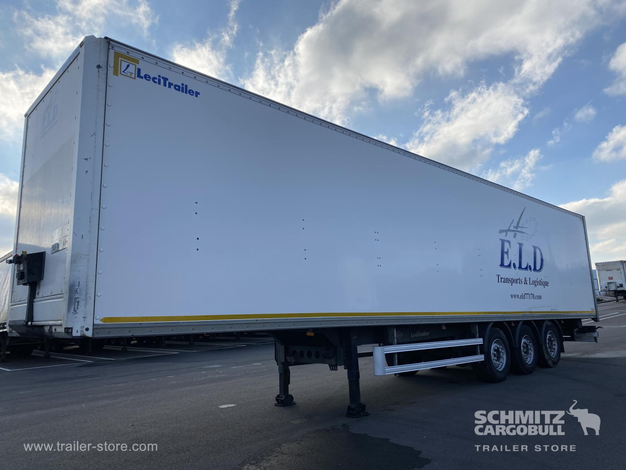 LECI TRAILER Dryfreight Standard Roller shutter door - Poluprikolica sa zatvorenim sandukom: slika 4 LECI TRAILER Dryfreight Standard Roller shutter door - Poluprikolica sa zatvorenim sandukom: slika 4