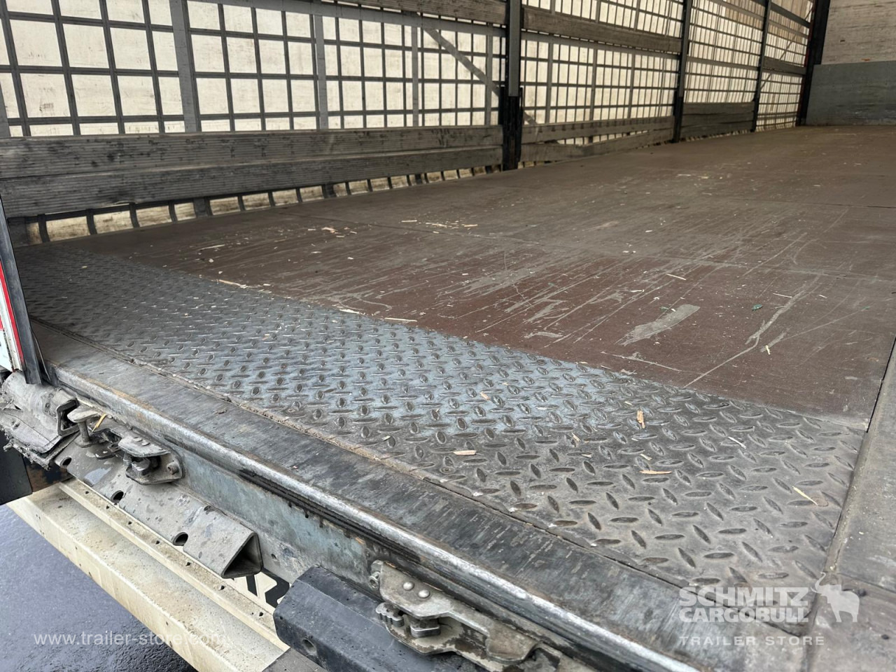 SCHMITZ Curtainsider Standard - Poluprikolica sa ceradom: slika 5 SCHMITZ Curtainsider Standard - Poluprikolica sa ceradom: slika 5