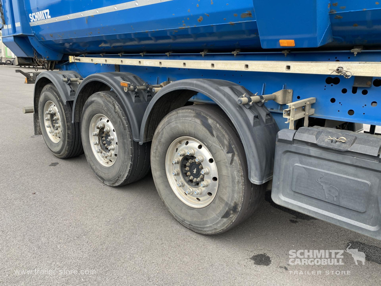 SCHMITZ Tipper Steel half pipe body 46m³ - Poluprikolica istovarivača: slika 2 SCHMITZ Tipper Steel half pipe body 46m³ - Poluprikolica istovarivača: slika 2