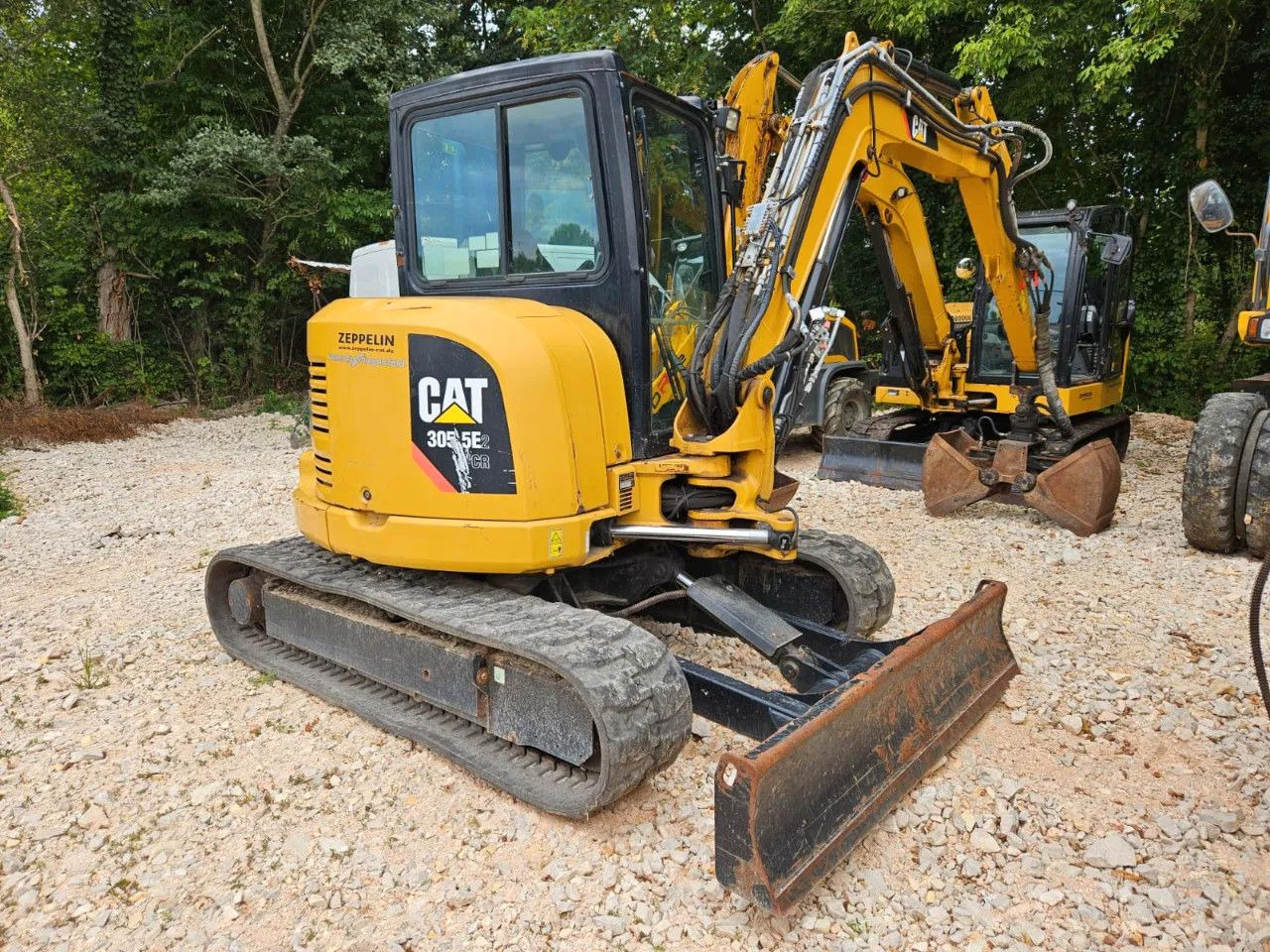 CAT 305 5E2 - Mini bager: slika 1 CAT 305 5E2 - Mini bager: slika 1
