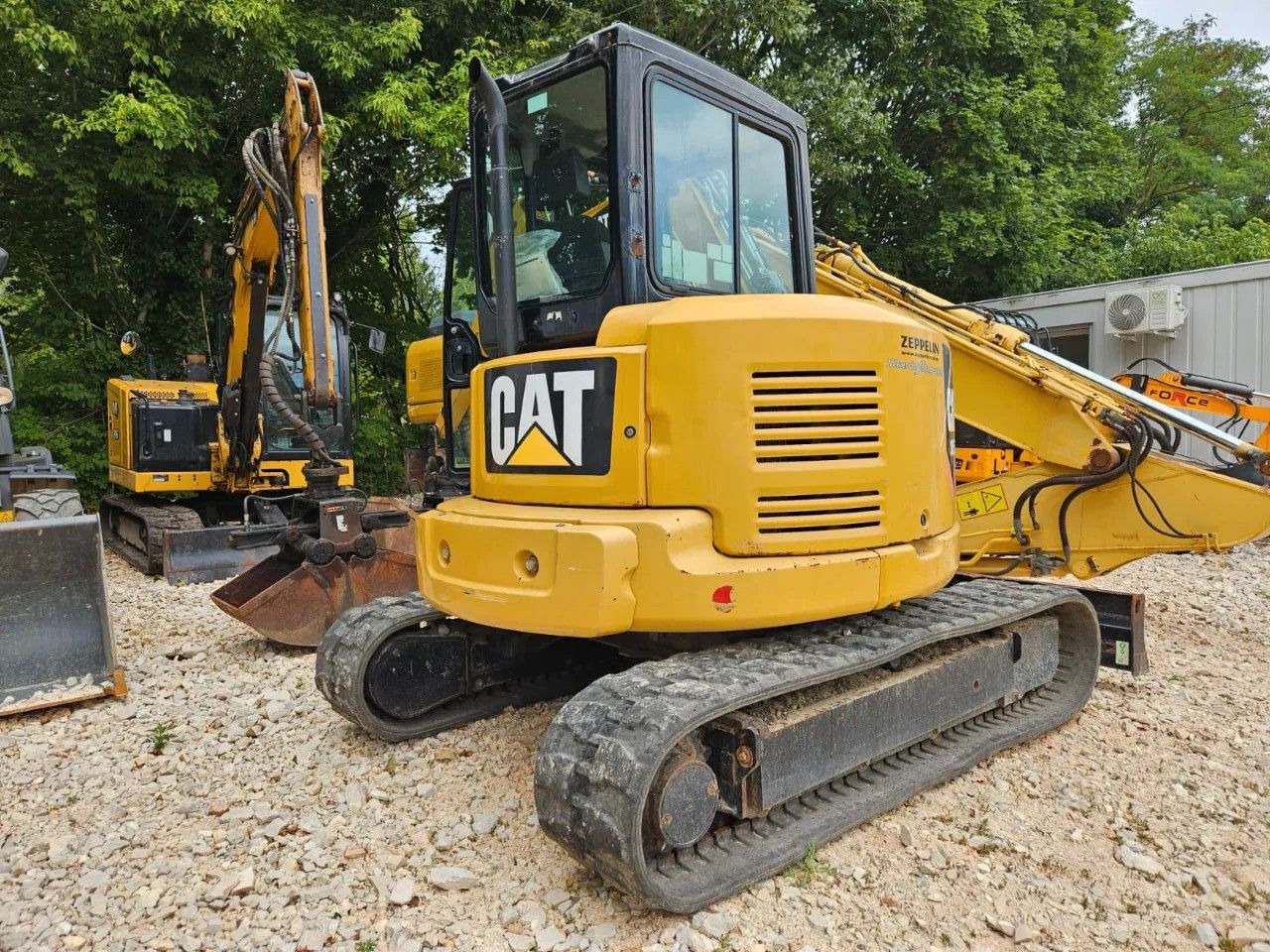 CAT 305 5E2 - Mini bager: slika 2 CAT 305 5E2 - Mini bager: slika 2