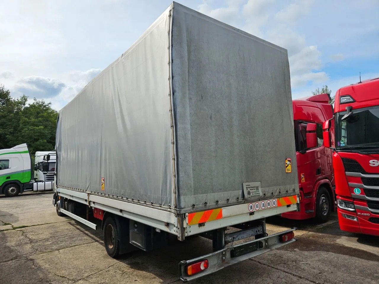DAF LF 45.180 EEV - More units in stock! - Dostavno vozilo sa ceradom: slika 4 DAF LF 45.180 EEV - More units in stock! - Dostavno vozilo sa ceradom: slika 4