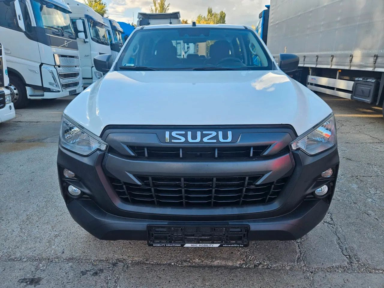 Isuzu D-Max 2H, 4H, 4L - SUV: slika 2 Isuzu D-Max 2H, 4H, 4L - SUV: slika 2