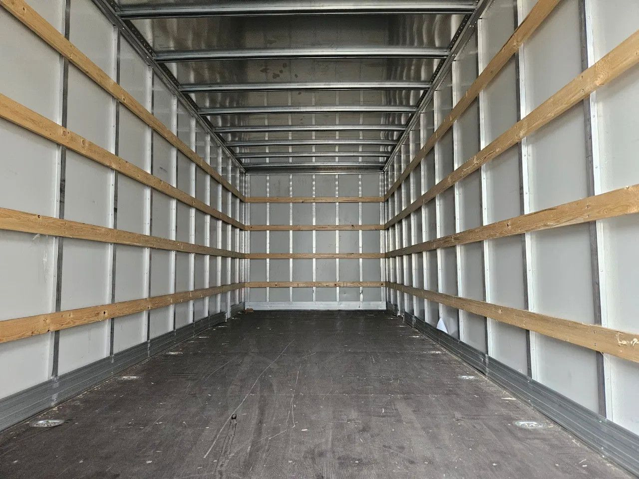 Kamion sa zatvorenim sandukom Iveco EuroCargo 120 - 210 BOX 12t Only 7554 km: slika 7