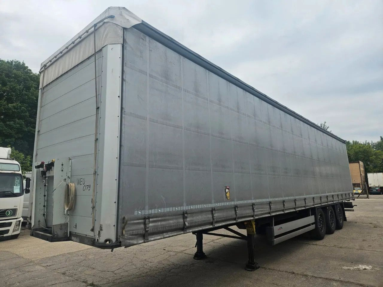 Schmitz Cargobull SCB S3T Standard 3 units! Lifting Axle A&C, XL C - Poluprikolica sa ceradom: slika 2 Schmitz Cargobull SCB S3T Standard 3 units! Lifting Axle A&C, XL C - Poluprikolica sa ceradom: slika 2