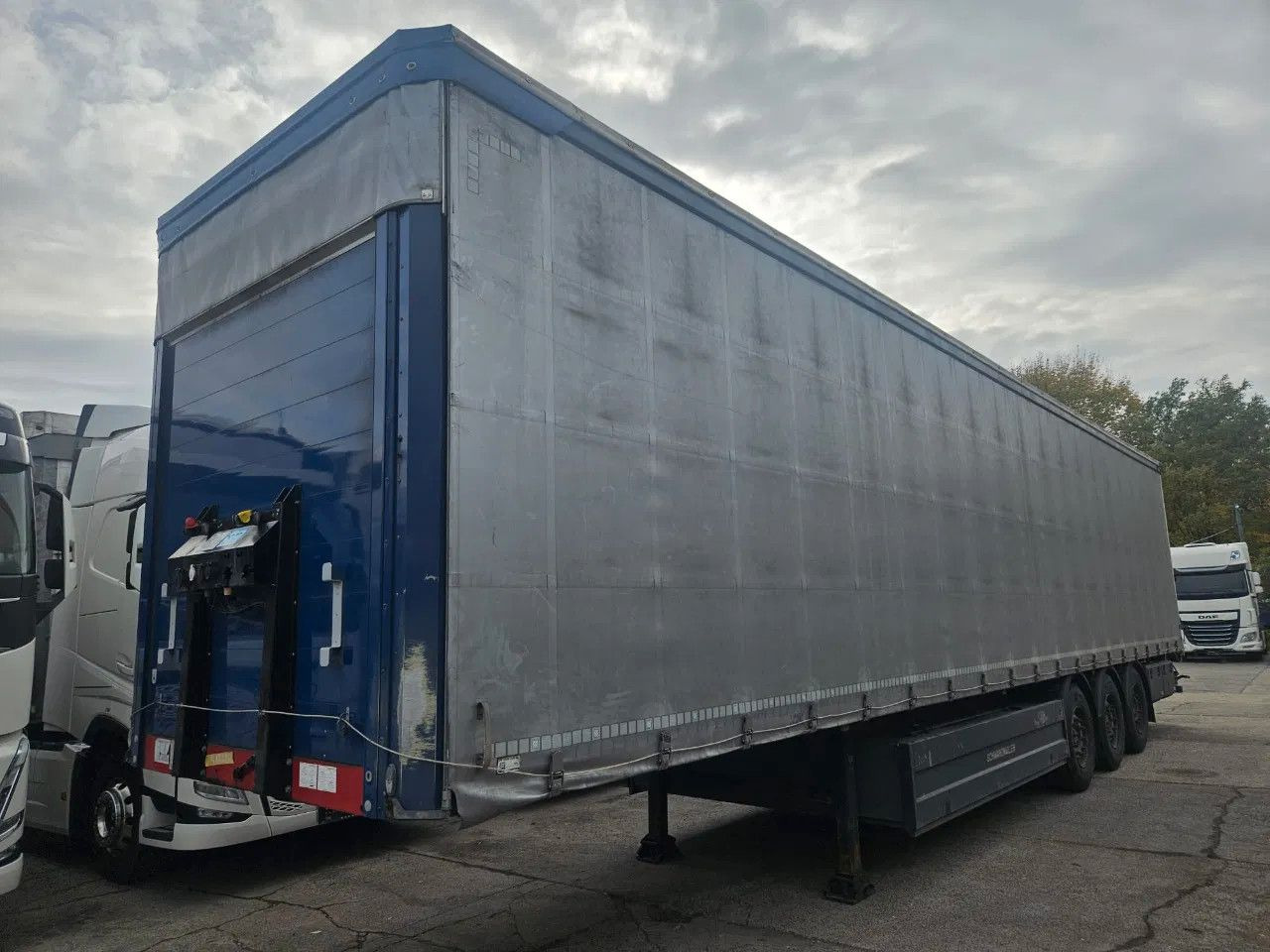 Schwarzmüller S1 J-seria, Pallet box - Poluprikolica sa ceradom: slika 1 Schwarzmüller S1 J-seria, Pallet box - Poluprikolica sa ceradom: slika 1