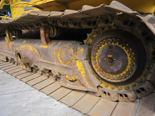 KOMATSU D85PX15 mit 3-Zahn-Ripper - Buldožer: slika 4 KOMATSU D85PX15 mit 3-Zahn-Ripper - Buldožer: slika 4