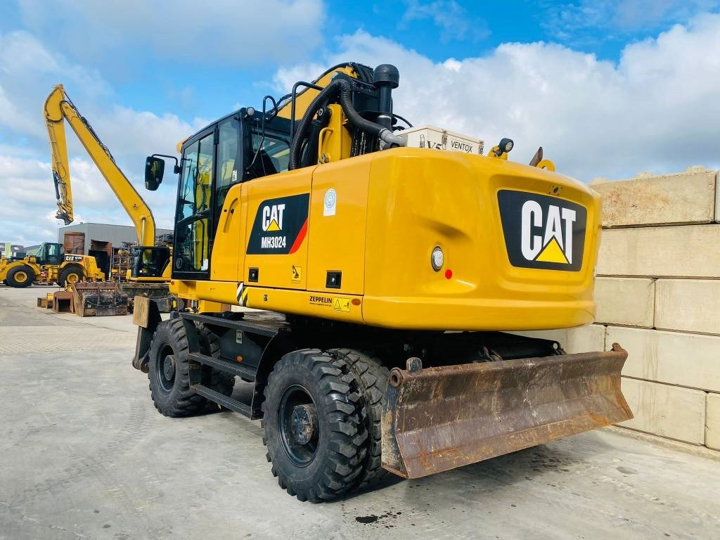 CAT mh3024 - Bager za obradu otpada/ Industrije: slika 5 CAT mh3024 - Bager za obradu otpada/ Industrije: slika 5