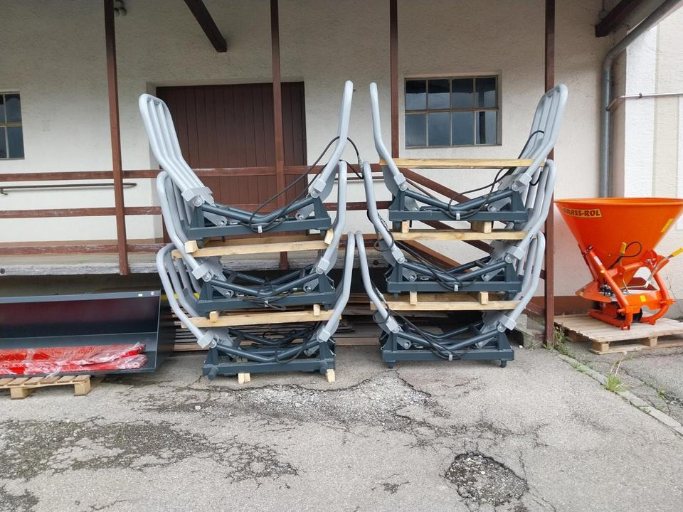 Aktion!! Ballenzange Rundbellenzange Silozange Frontlader Euro - Stezaljka: slika 1 Aktion!! Ballenzange Rundbellenzange Silozange Frontlader Euro - Stezaljka: slika 1