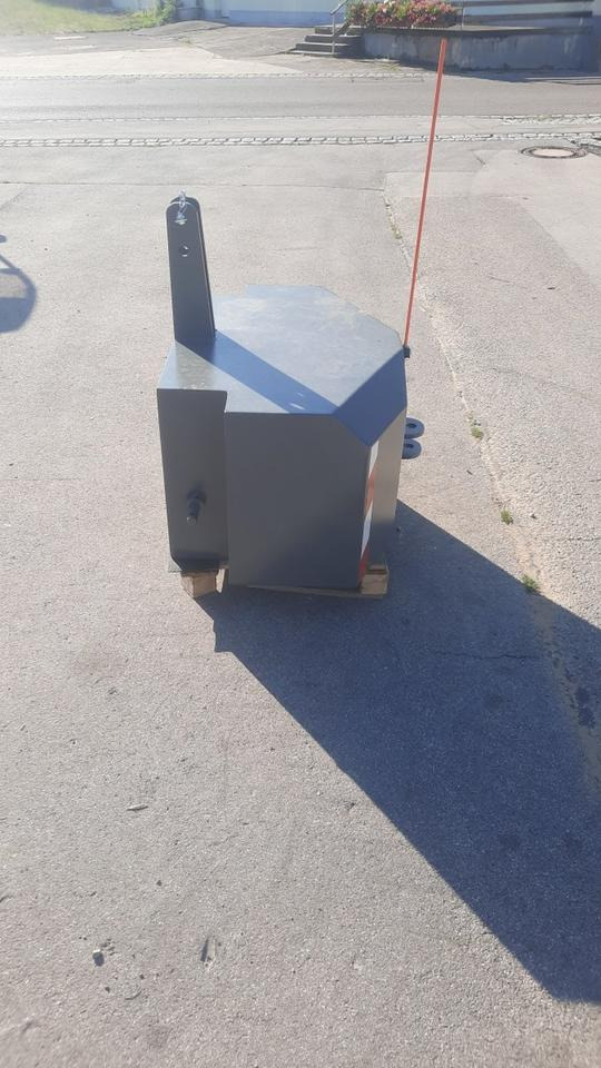 Frontgewicht Heckgewicht 300 - 1200kg Traktor Gewicht Schlepper - Kontra teg: slika 4 Frontgewicht Heckgewicht 300 - 1200kg Traktor Gewicht Schlepper - Kontra teg: slika 4