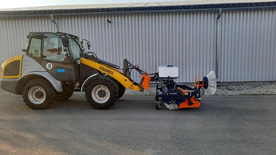 Kehrmaschine Kramer 1,2, 1,5, 1,8 2,3 2,8m Euro Radlader Hoflader - Metle: slika 3 Kehrmaschine Kramer 1,2, 1,5, 1,8 2,3 2,8m Euro Radlader Hoflader - Metle: slika 3