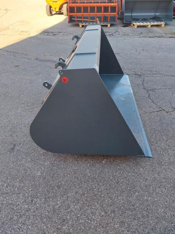 Schaufel 1,8m Euro Volumen Schlepper Frontladerschaufel Deutz - Utovarna kašika: slika 3 Schaufel 1,8m Euro Volumen Schlepper Frontladerschaufel Deutz - Utovarna kašika: slika 3