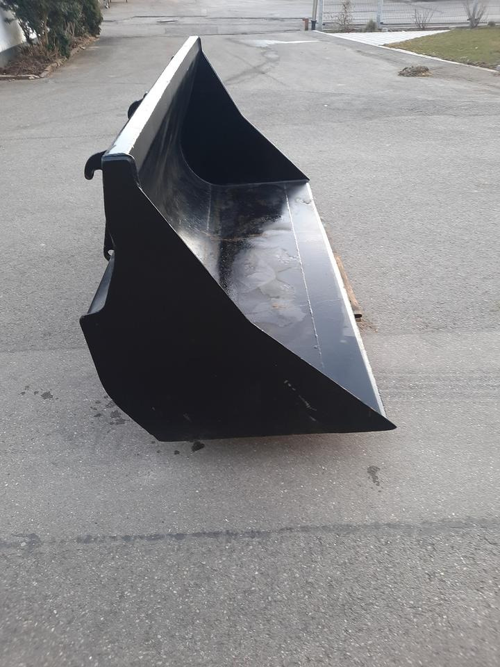 Schaufel 2,4m Teleskoplader Radlader Universalschaufel Genie - Utovarna kašika: slika 2 Schaufel 2,4m Teleskoplader Radlader Universalschaufel Genie - Utovarna kašika: slika 2